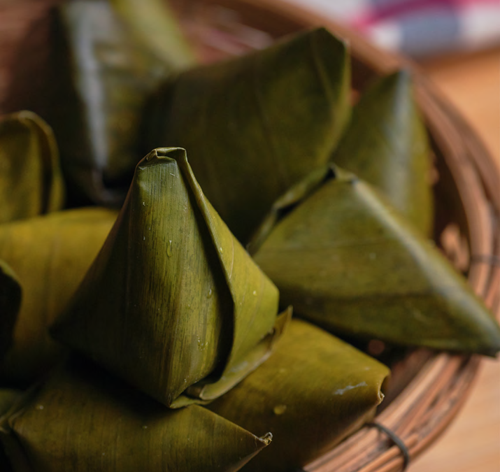 Packaging with banana leaves gains popularity across the world